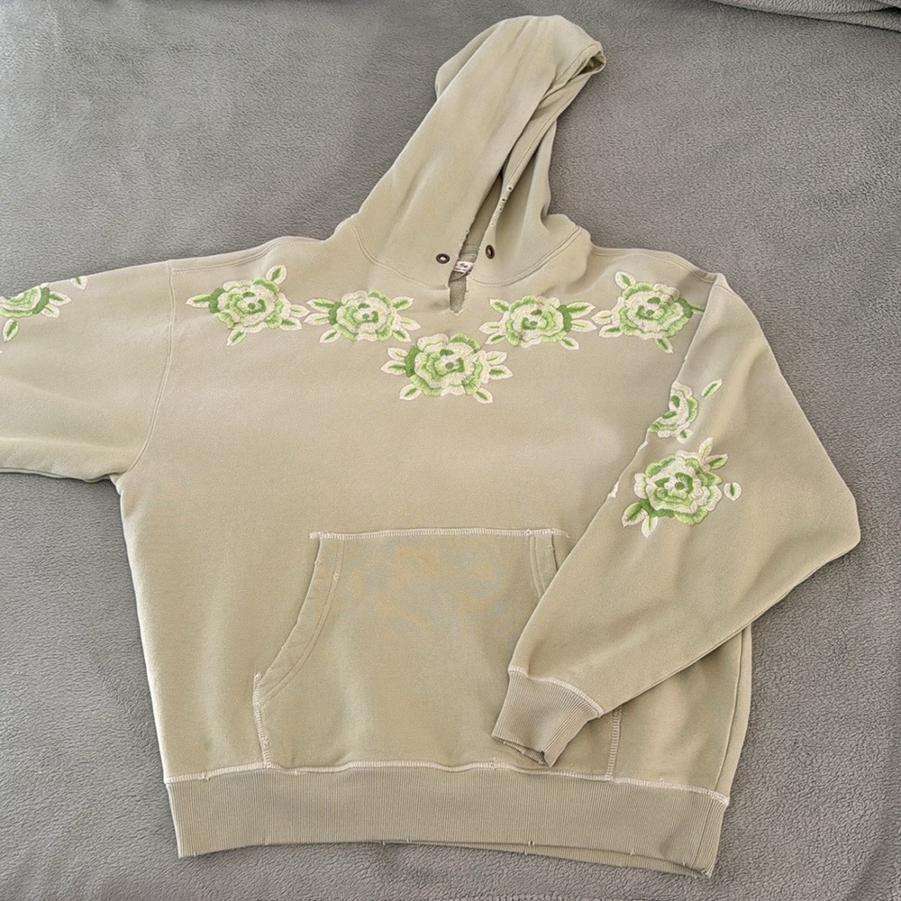 Free People We The Free Made Embroidered Hoodie in Swamp. Size XS.